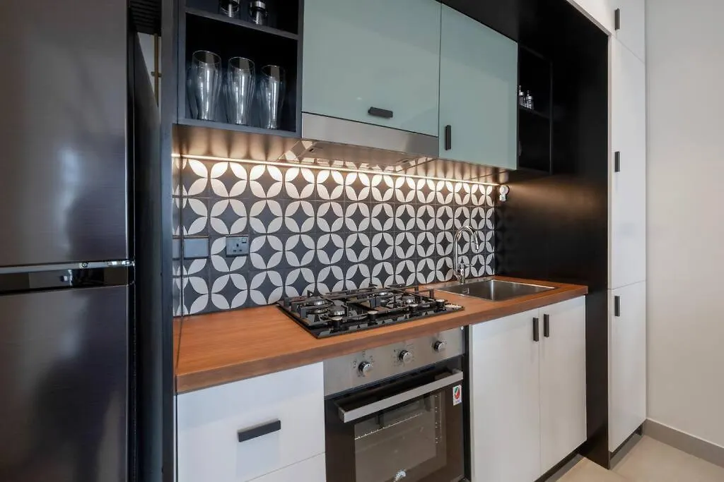Cosy 2 Bed Apt Opposite Dubai Hills Mall 0*,  United Arab Emirates