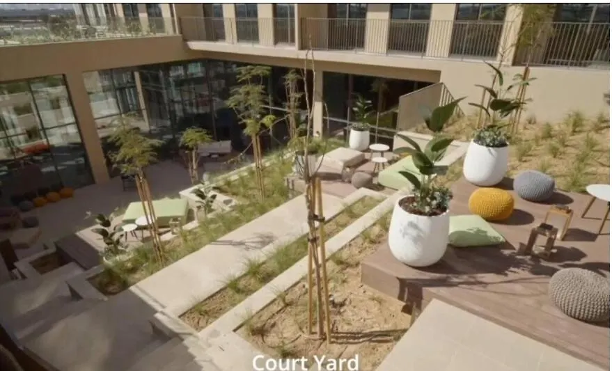 Cosy 2 Bed Apt Opposite Dubai Hills Mall Apartment