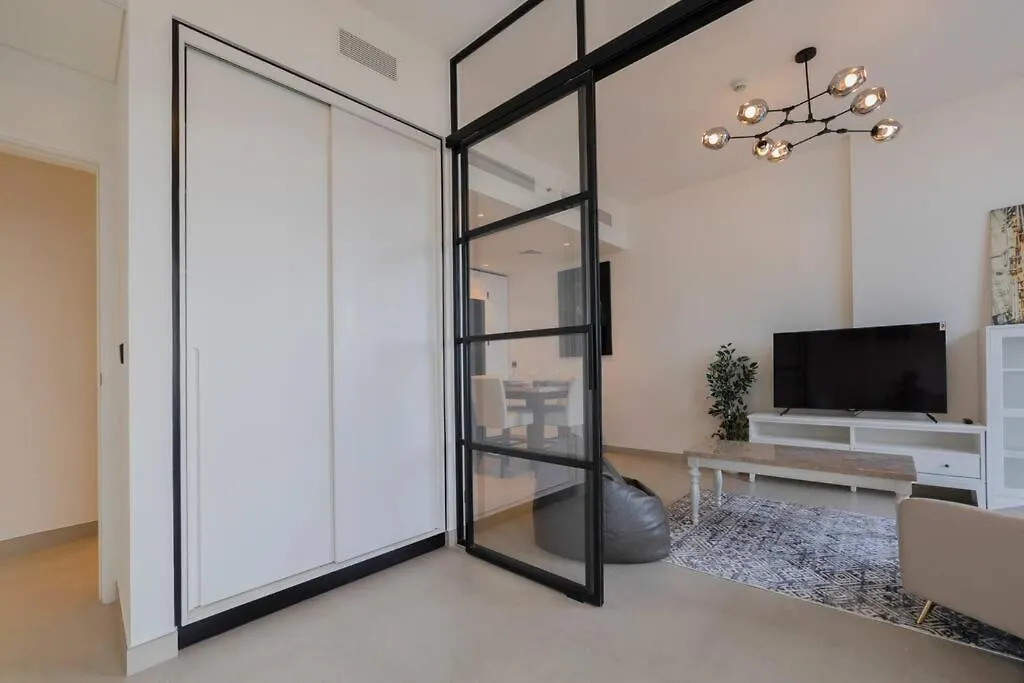 Cosy 2 Bed Apt Opposite Dubai Hills Mall 0*,  United Arab Emirates
